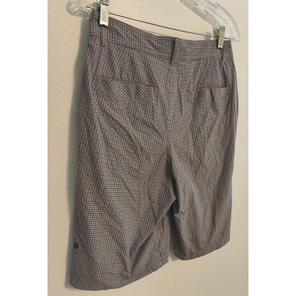 Lululemon Athletica Shorts Mens Size 30 Gray Blue Red Check Flat Front Stretch - Picture 5 of 12